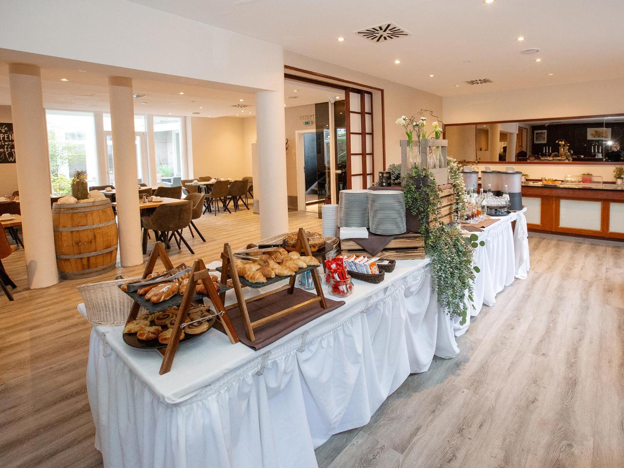 Dormero Hotel Bargenturm Lueneburg Bagian luar foto